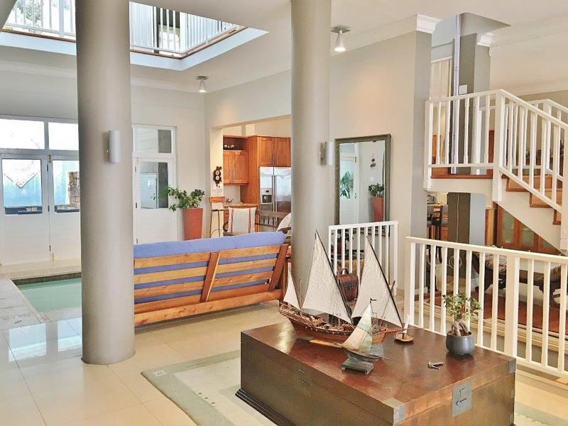 5 Bedroom Property for Sale in Hillcrest Western Cape